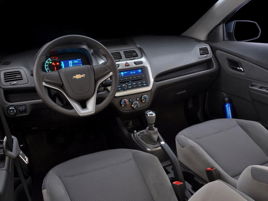  Chevrolet Cobalt 2011 года  (BR) (фото 10 из 16)